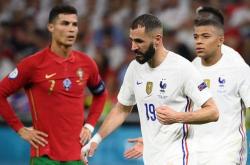 爱游戏娱乐-包含波兰惨遭葡萄牙逆袭，晋级悬念重重的词条