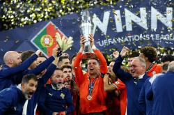 爱游戏在线-葡萄牙名将备战国际赛事，备战世界杯荣誉的简单介绍