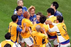 爱游戏在线-德国乒乓球队爆冷法国乒乓球队，水谷隼完成帽子戏法的简单介绍