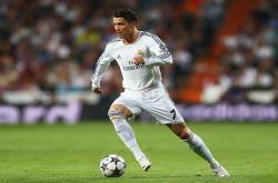 AYXapp下载-从巴斯托尼爆发到塞内加尔打穿秘鲁，足球场上的唯一性启示