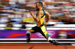 爱游戏娱乐-南美风暴席卷北伦敦，玻利维亚式足球打穿阿森纳，李刚仁成关键先生