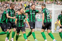 爱游戏娱乐-包含柏林赫塔主场战胜弗赖堡，积分榜上稳固位置的词条