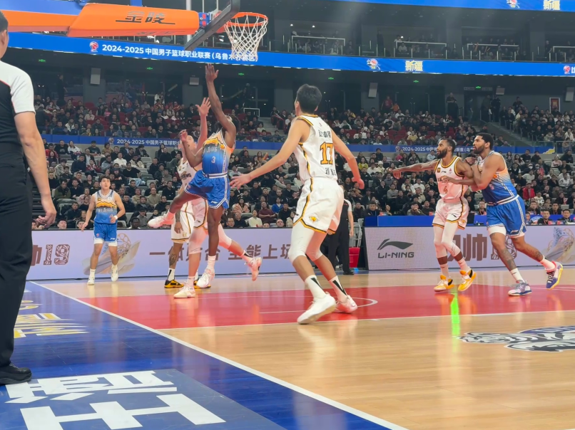 新疆男篮客场胜利取得两连胜