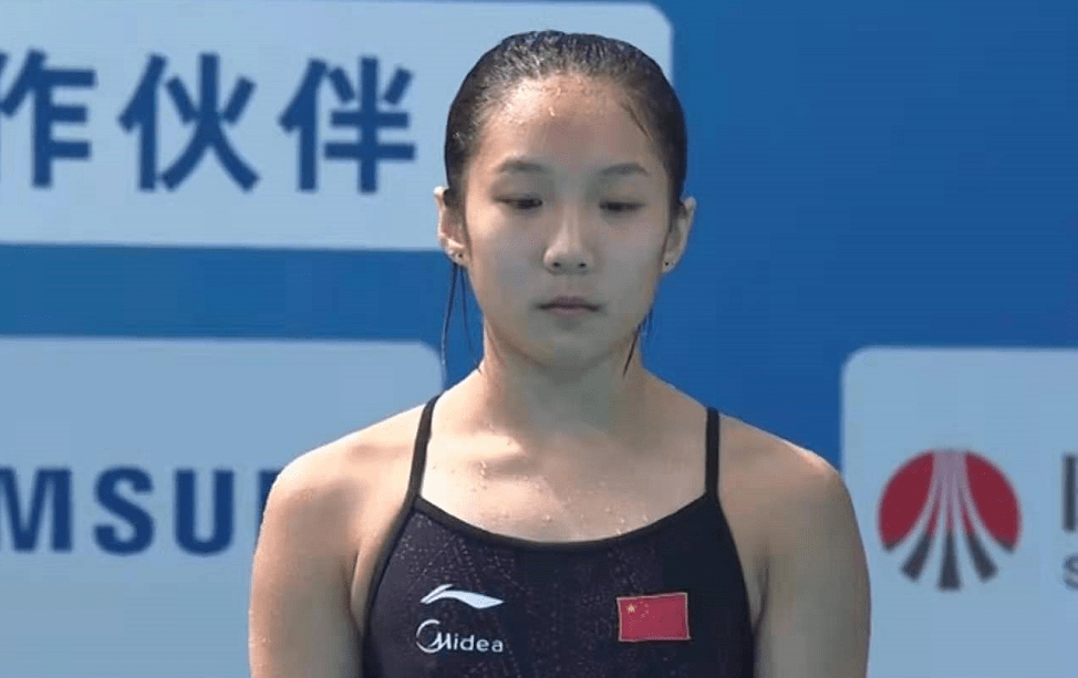 包含跳水选手华丽表演深情献给绽放的美丽的词条