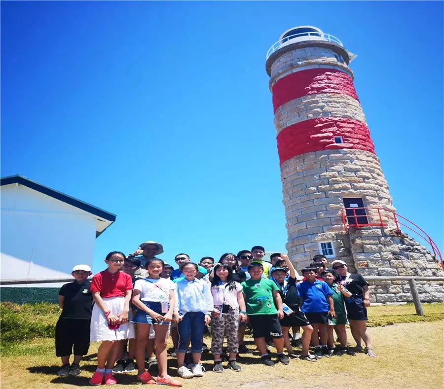 前进的秘鲁女足向着星辰大海奔去的简单介绍