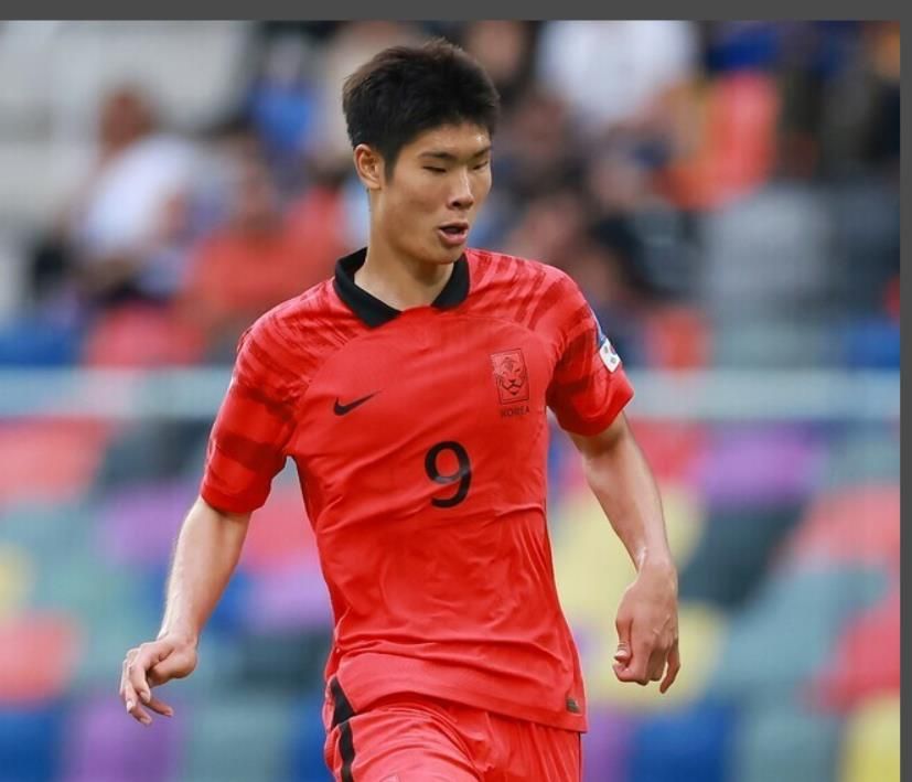 关于热那亚球员表现不佳遭批评，求变寻求突破的信息