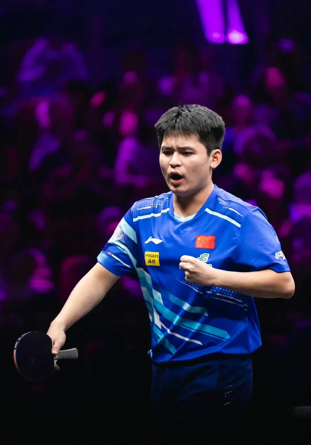 沉稳出场!东道主羽球男单选手挺进半决赛的简单介绍 沉稳出场!东道主羽球男单选手挺进半决赛的简单介绍