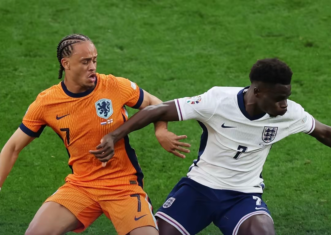 英格兰国家队在欧预赛中迎战挑战,展现战斗力 英格兰国家队在欧预赛中迎战挑战,展现战斗力