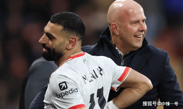 利物浦客场大胜,给对手沉重一击 利物浦客场大胜,给对手沉重一击