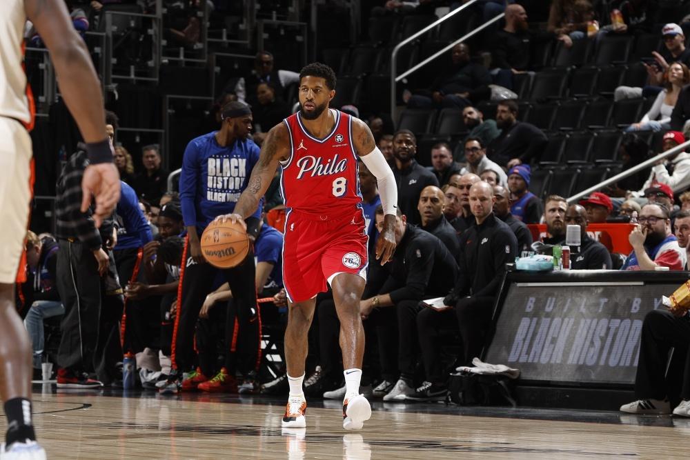 人客场力克活塞，恩比德砍下分