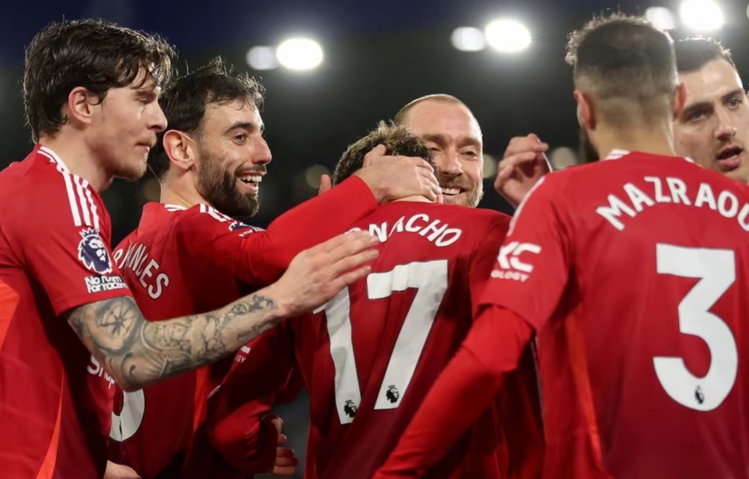 包含曼联遭遇硬仗，拼尽全力取胜的词条