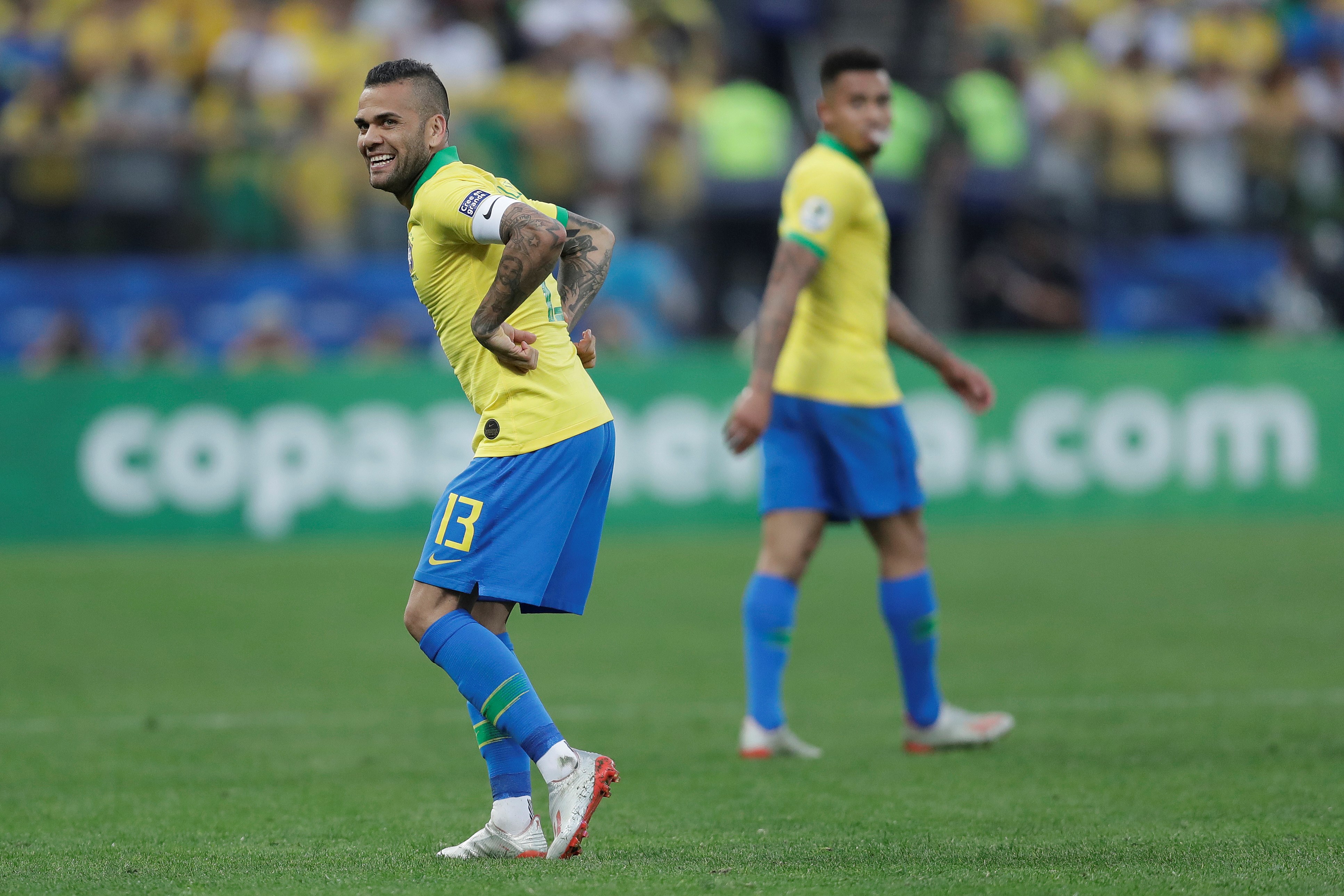 秘鲁队在比赛中勇夺胜利，成功晋级