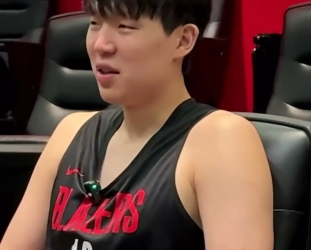 江苏队碾压爵士,霍勒迪关键制胜的简单介绍 江苏队碾压爵士,霍勒迪关键制胜的简单介绍