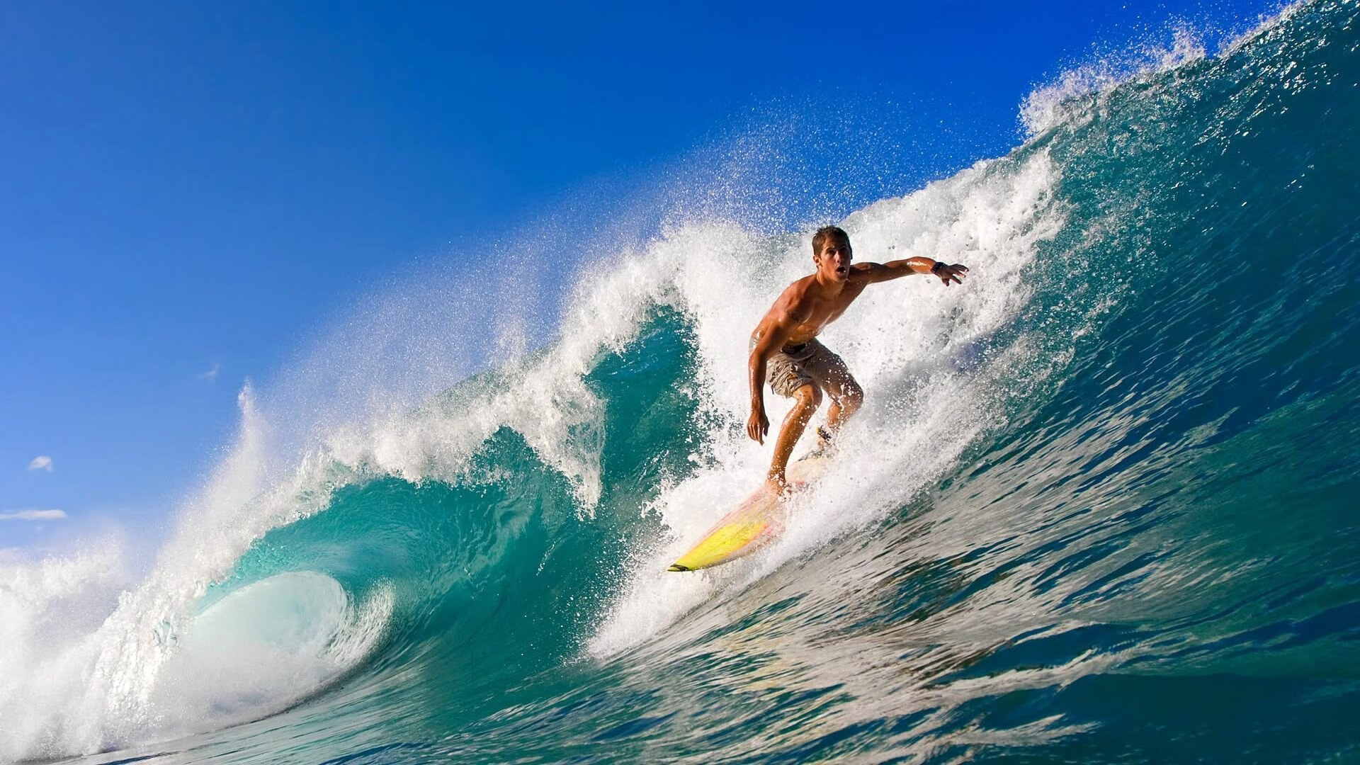 赛道上的逆袭,索伯车队险胜梅赛德斯,周冠宇状态火热改写格局