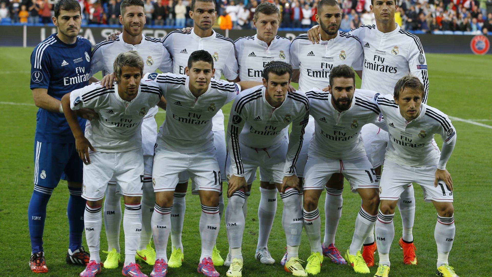 波兰铁骑碾压银河战舰，贝林厄姆单骑扛起破碎皇冠